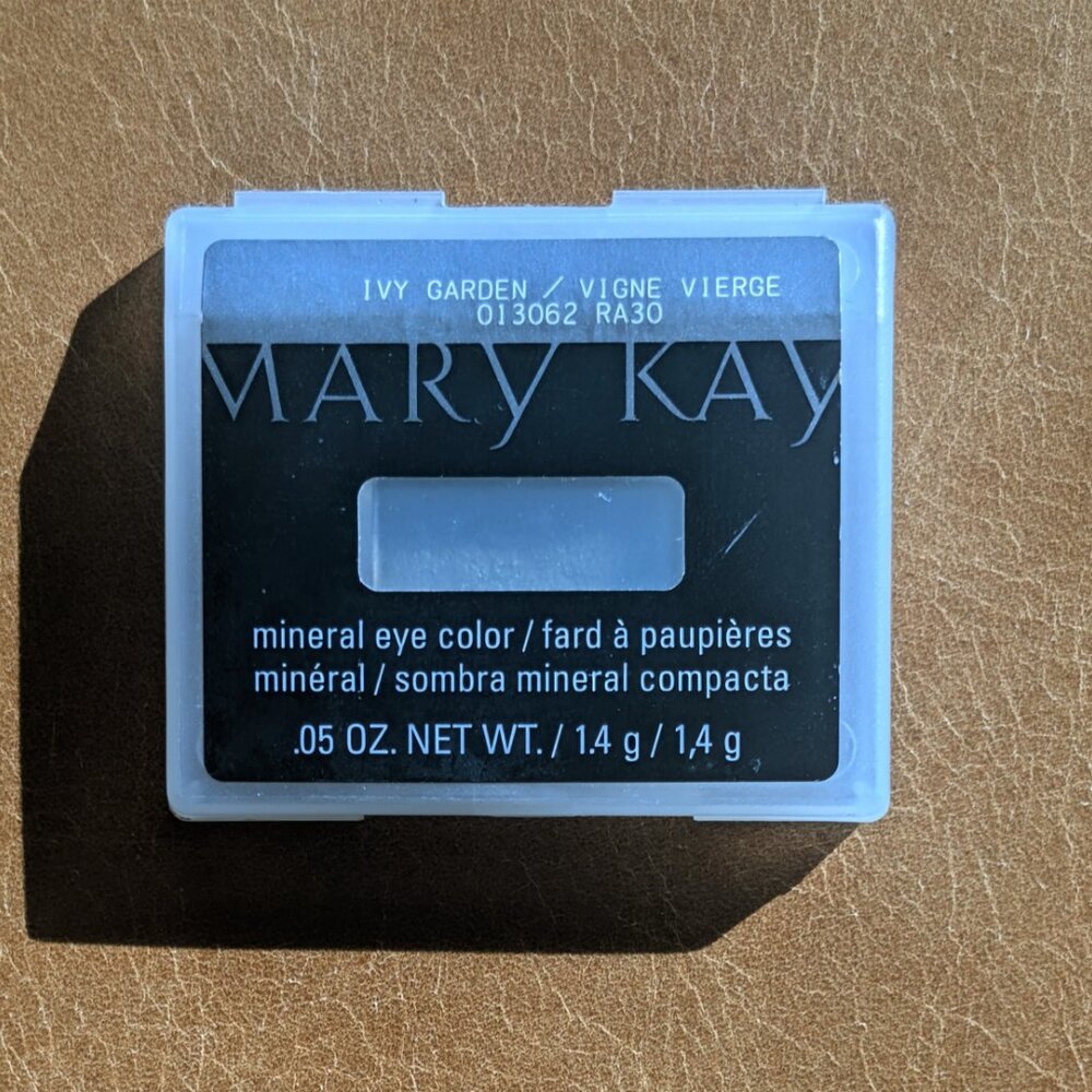 MARY KAY Mineral Eye Color Compact Refills - Choose Color - NIP - Picture 6 of 13